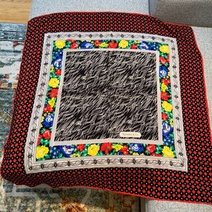 Tiffany & Co Scarf 🌼